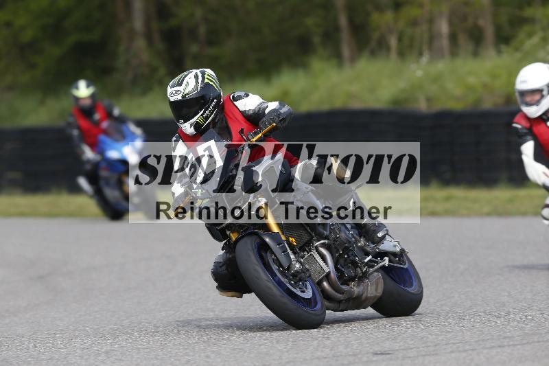 /Archiv-2025/07 19.04.2025 Speer Racing ADR/Instruktorentraining/31